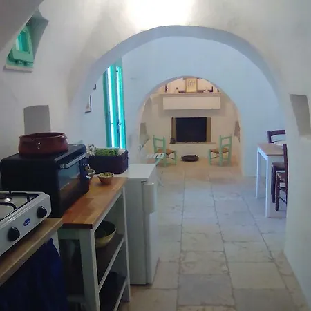 Il Trullo Del Nonno A Holiday home Cisternino